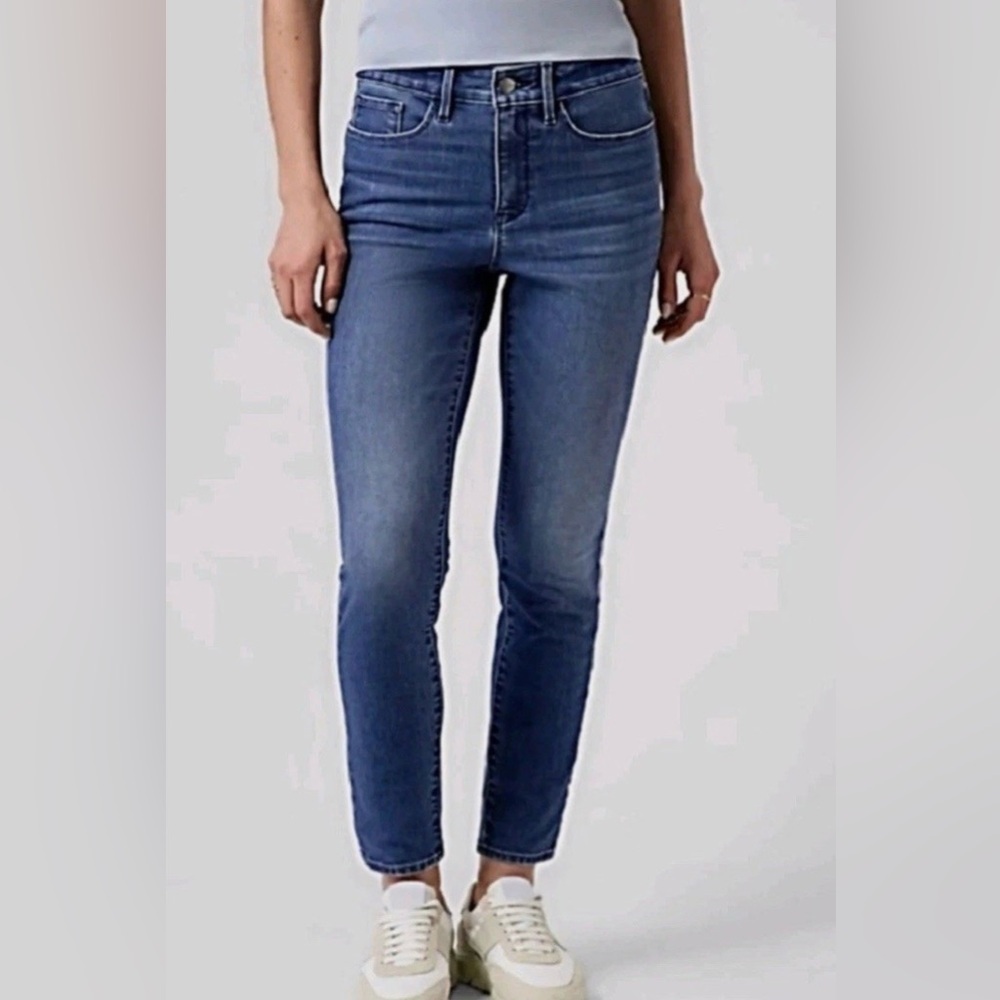 Athleta Sculptek Slim Jeans Womens 10 Medium wash Stretch Sculpting 530636